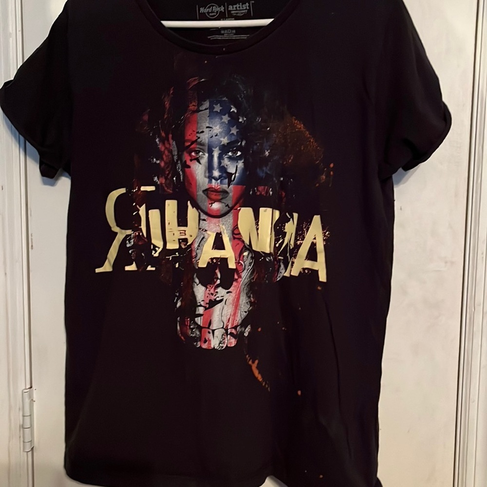 Hard Rock Cafe RIHANNA t-shirt
